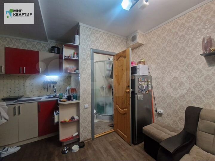 Комната 18 м² в 8-к., 2/5 эт.