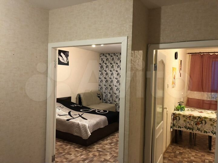 2-к. квартира, 60 м², 1/17 эт.