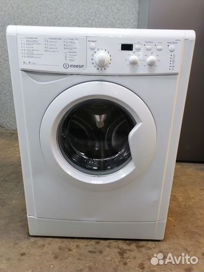 Стиральная машина Indesit 5kg. Гарантия