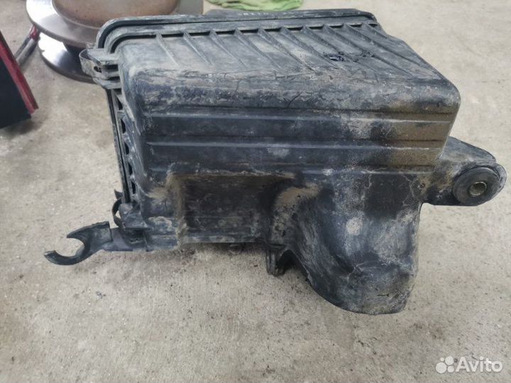 Корпус воздушного фильтра Hyundai Sonata седан