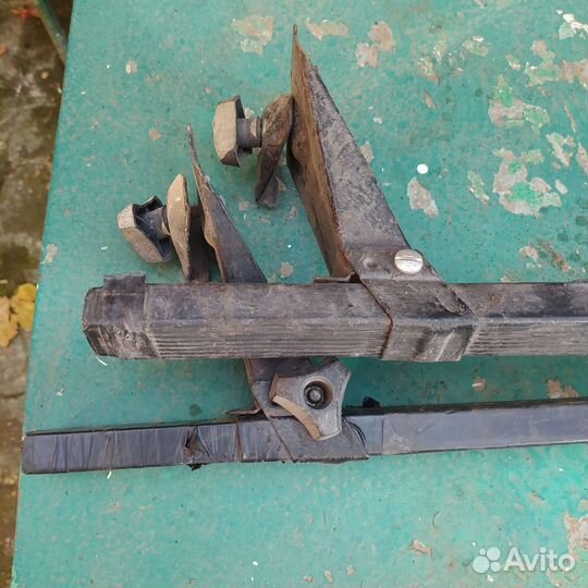 Багажник для машины на желоб