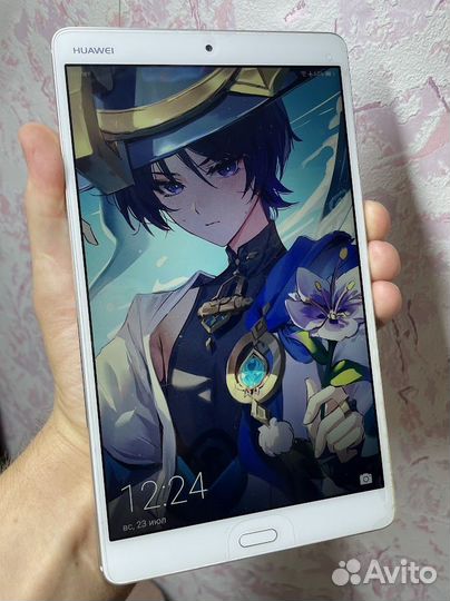 Планшет Huawei MediaPad m3 4Gb память 8.4