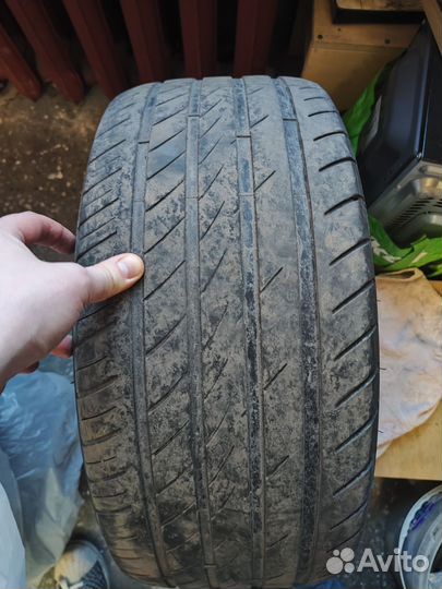 Ovation VI-388 245/40 R18 97W