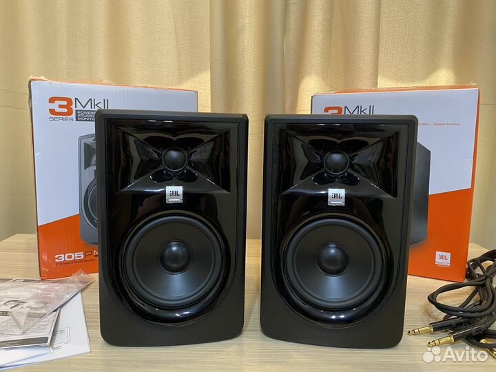 Студийные мониторы JBL 305P MkII