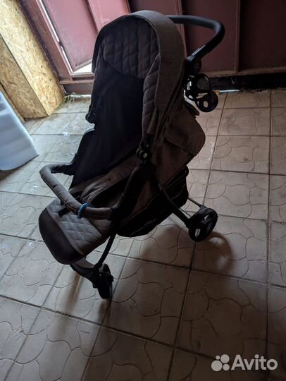 Прогулочная коляска cross