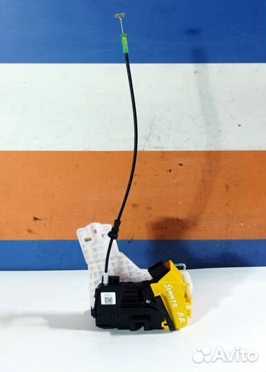 Замок двери передний правый Hyundai Sonata 8 DN