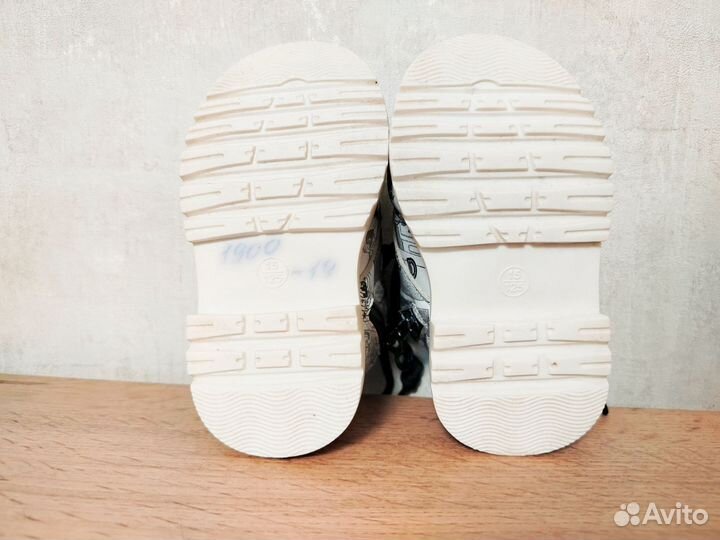 Ботинки детские весенние