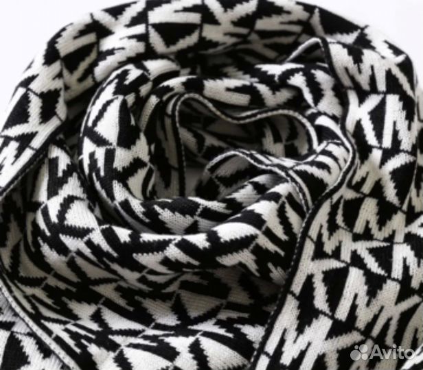 Michael kors шапка и шарф