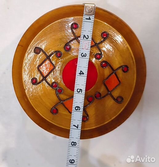 Деревянная шкатулка