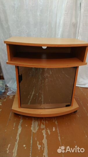 Стол журнальный