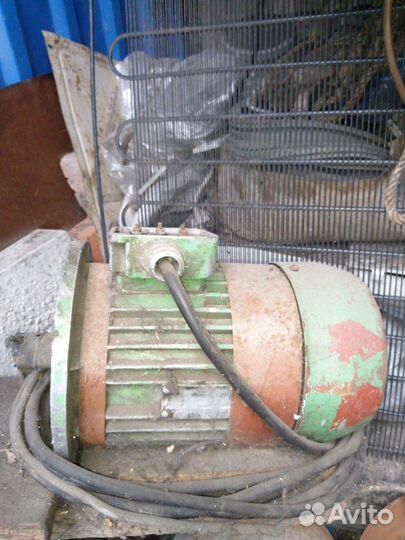 Электродвигатель