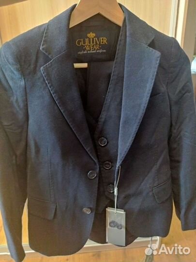 Костюм тройка на мальчика 134 школьный, новый