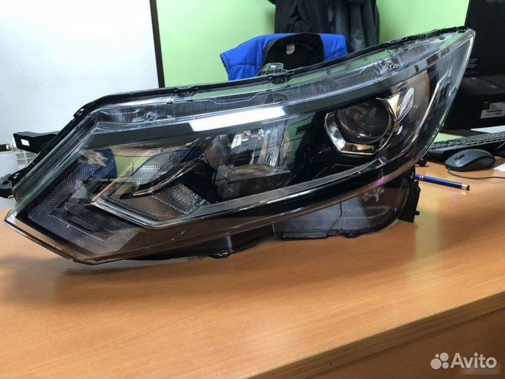 Фара LED левая Nissan Qashqai 2017-2023