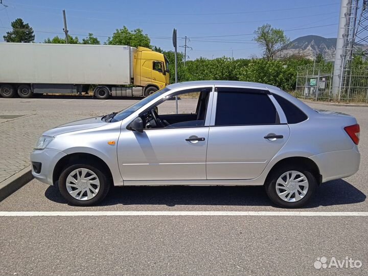 LADA Granta 1.6 МТ, 2012, 109 000 км