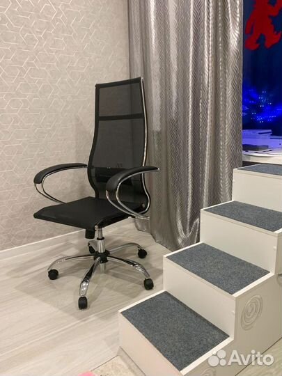 Компьютерное кресло