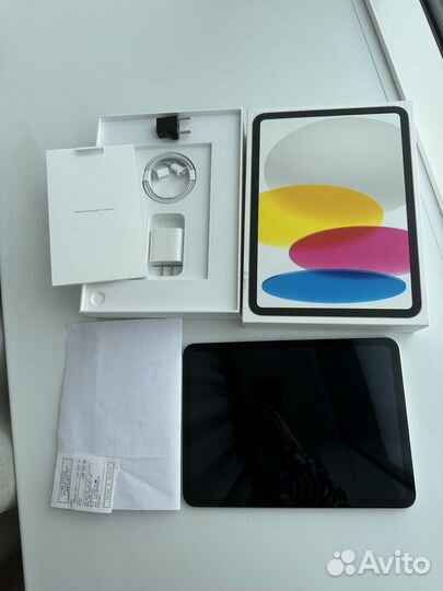 Планшет Apple iPad 10.9 2022