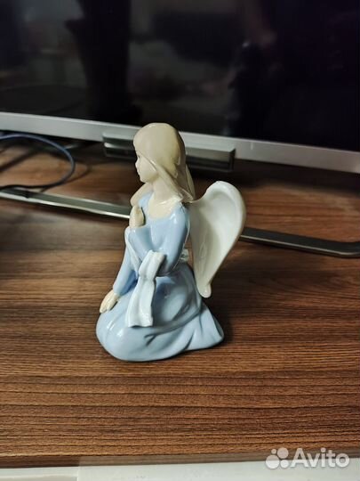 Фарфоровые статуэтки