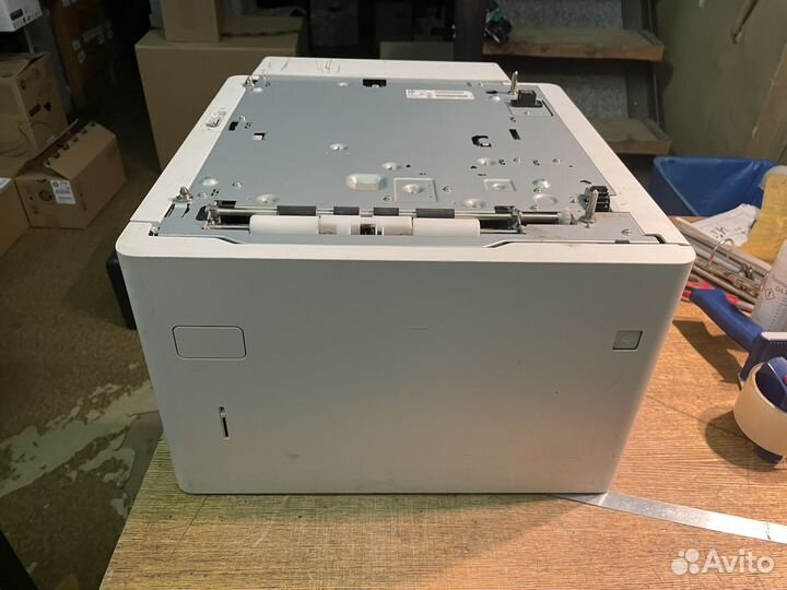 Лоток hp m605 на 1500 листоа