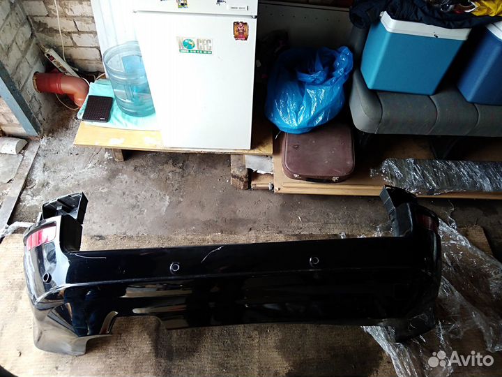 Бампер задний Вольво хс90 2005