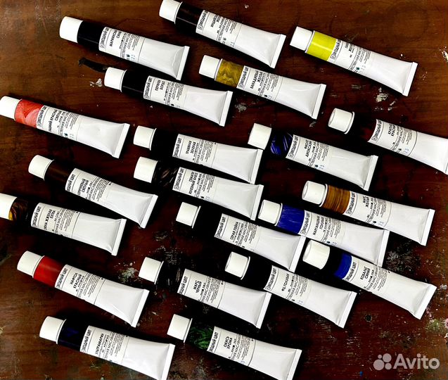 Масляные краски с яркими чистыми цветами