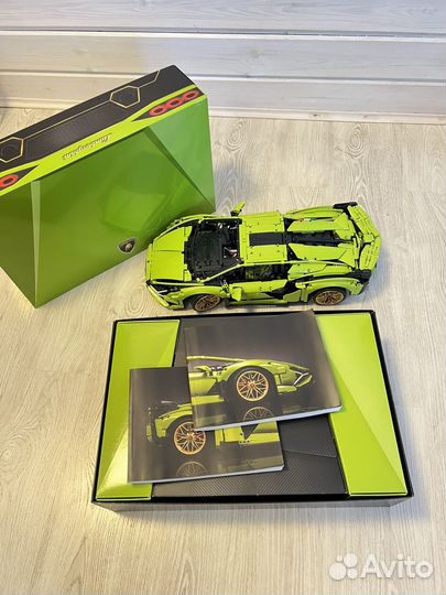 Lego technic 42115 Lamborghini Sian (оригинал)