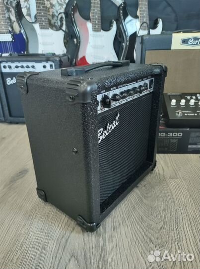 Гитарный комбоусилитель, 15Вт, реверберация