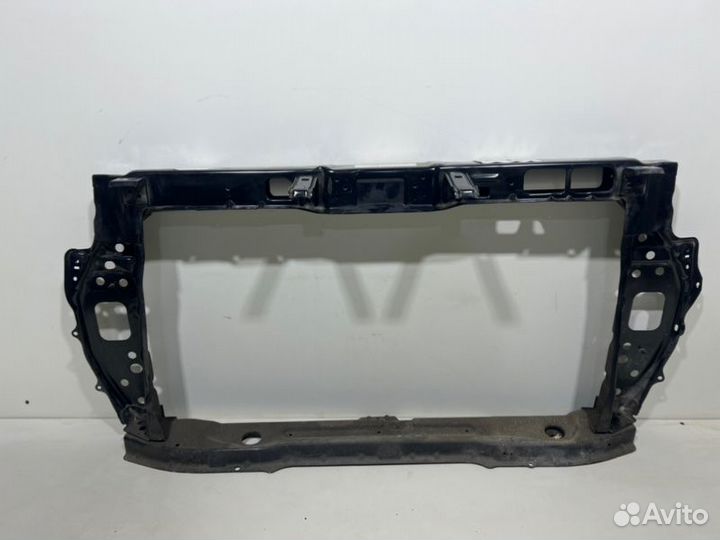 Рамка радиатора(телевизор) передняя Kia Rio 4