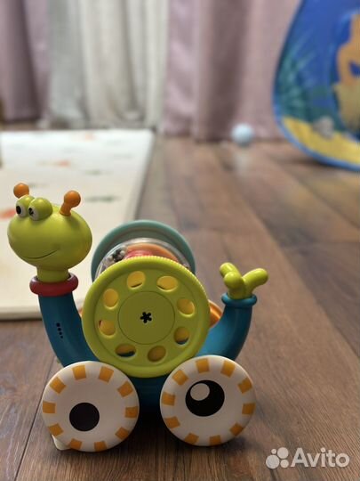 Yookidoo Каталка-пирамидка Музыкальная улитка