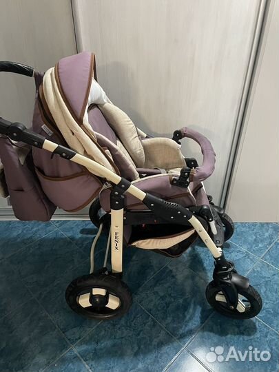 Коляска прогулочная 2 в 1