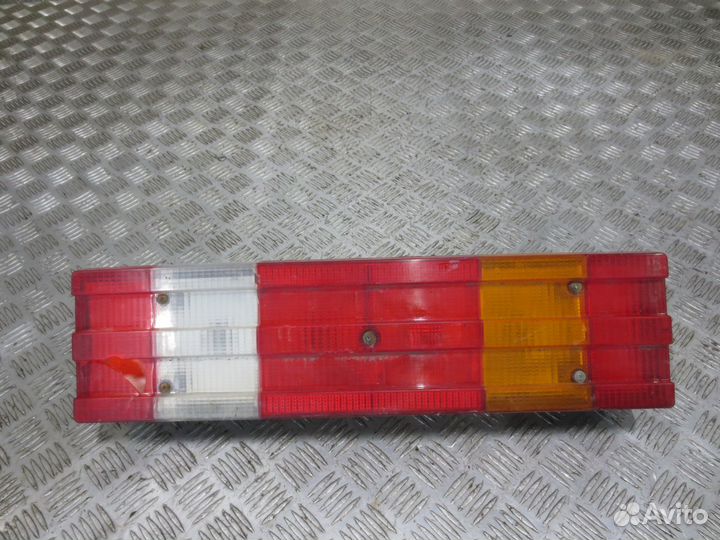 Фонарь задний Mercedes-Benz A0015406370