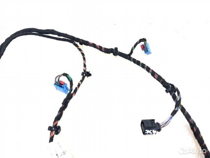 Проводка крышки багажника Volkswagen Passat B8