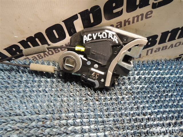 Замок двери задний правый Toyota Camry ACV40 2AZ