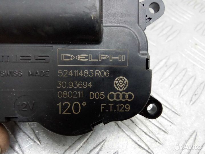 Моторчик заслонки печки Audi Q7 4L 52411483