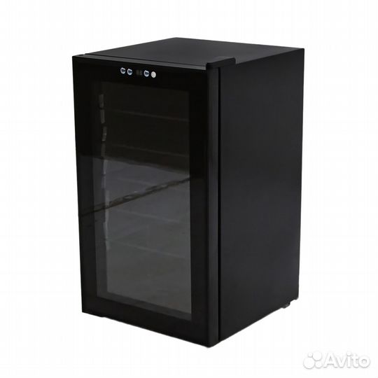 Холодильный шкаф Cooleq TBC-65