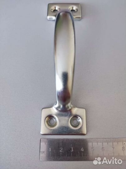 Ручка дверная металлическая