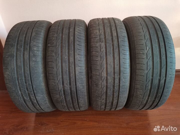 Bridgestone Turanza T001 205/55 R16