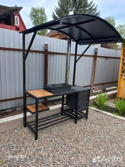 Мангал с крышей и печью под казан