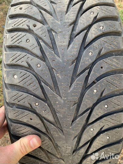 Yokohama Ice Guard IG35 215/50 R17