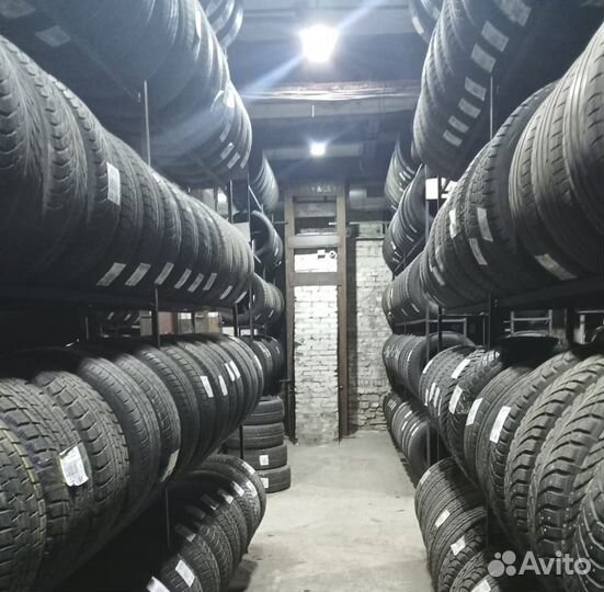 Bridgestone Blizzak LM-80 Evo 235/60 R18 103P