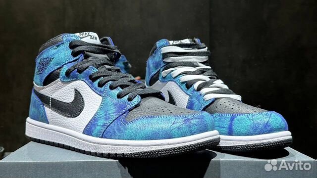 Кроссовки Nike Air Jordan 1 High OG Tie-Dye