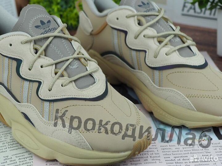 Кроссовки Adidas ozweego