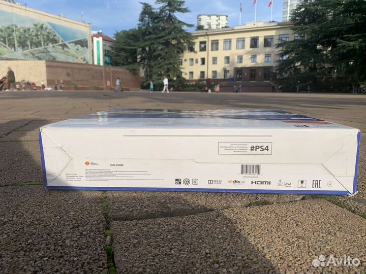 PlayStation 4 Slim 1Tb