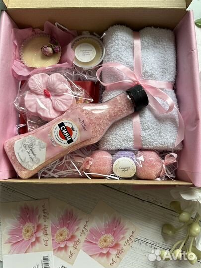 Подарок на день рождения, подарочный набор девушке