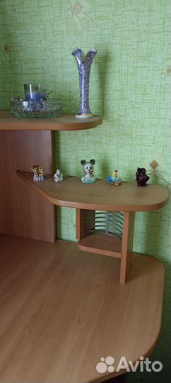 Письменный, компьютерный стол