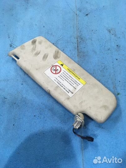 5N0857552G 1K0857552H 5N0857552N Солнцезащитный