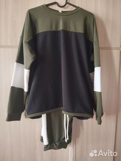 Спортивный костюм женский М