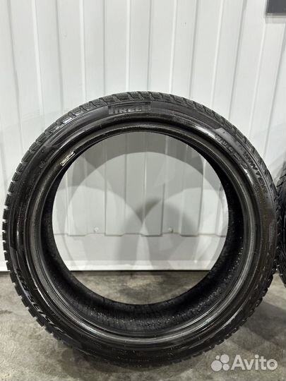 Pirelli Winter Sottozero 275/35 R19