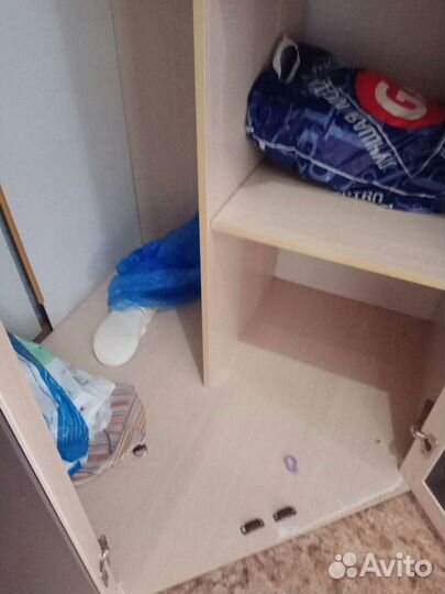 Шкаф угловой