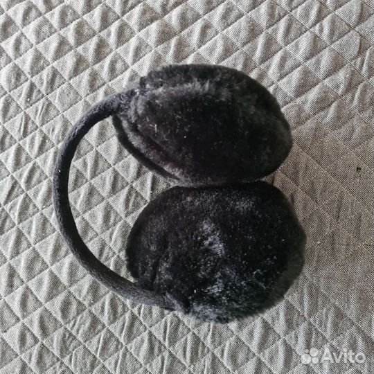 Меховые наушники