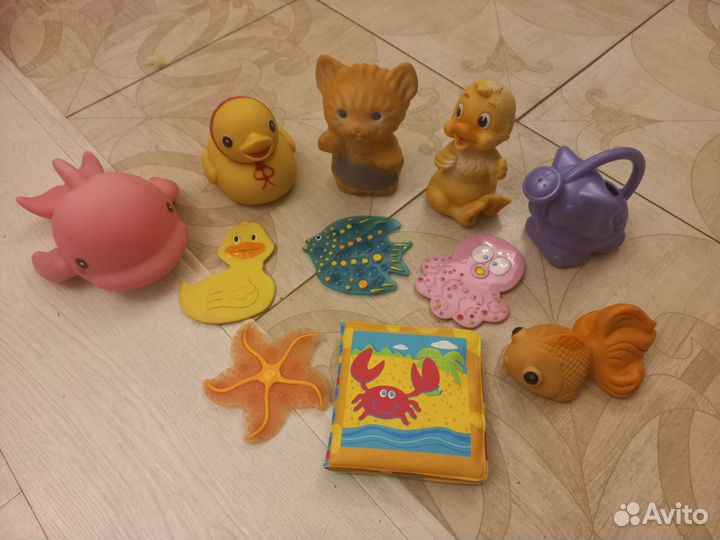 Набор игрушек для купания